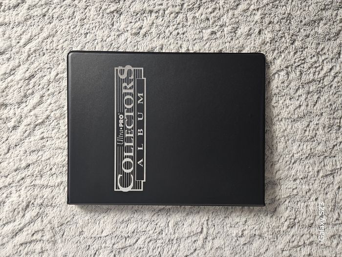 Ultra Pro - Portefolio A4 - 3x3 - Noir