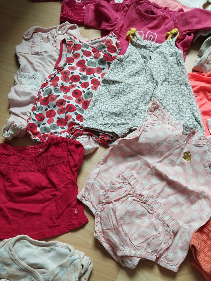 Lot vêtements fille 1 mois - photo numéro 6