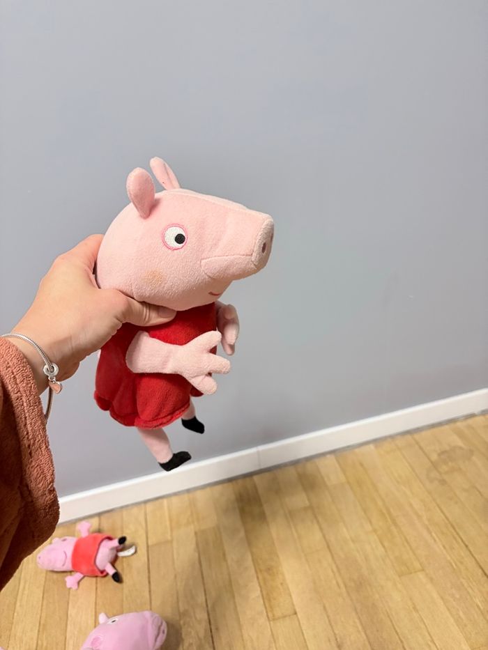 Lot peluche peppa pig - photo numéro 5