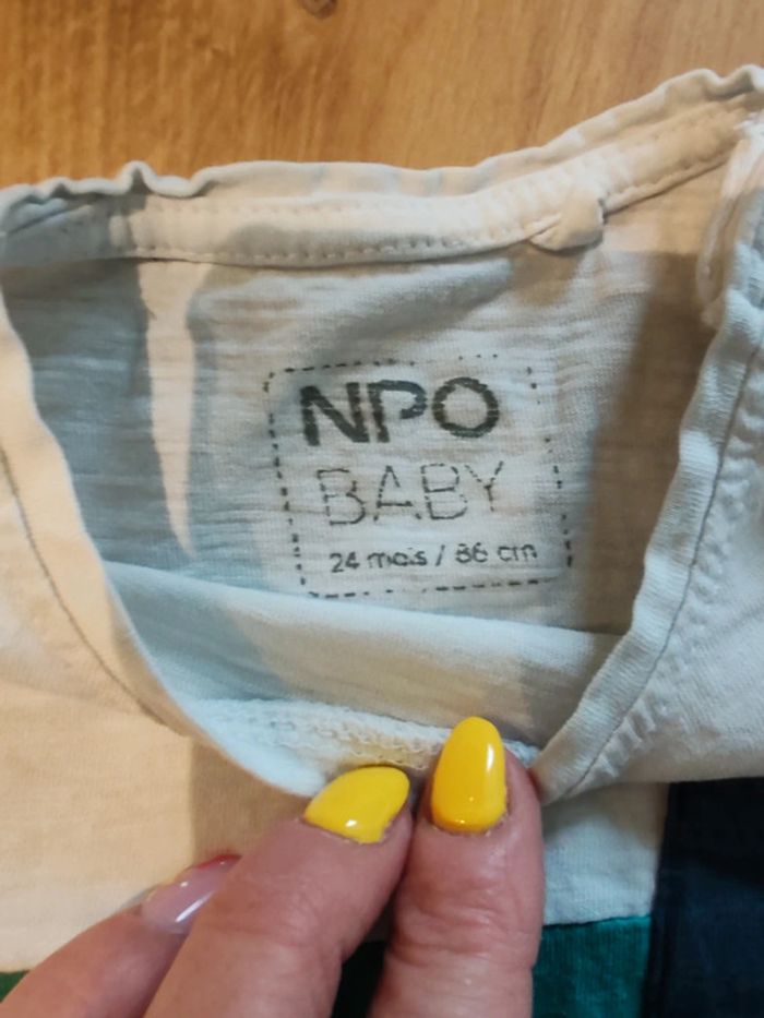 T-shirts 24 mois - photo numéro 2