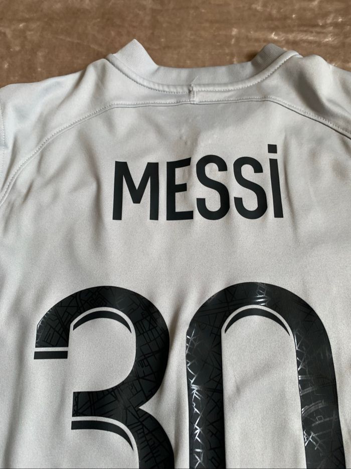 Maillot Messi PSG - photo numéro 4