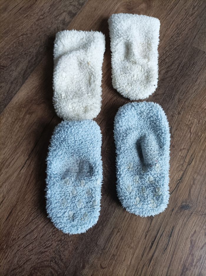 Lot 2 paires de chaussettes antidérapantes