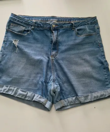 Short jean