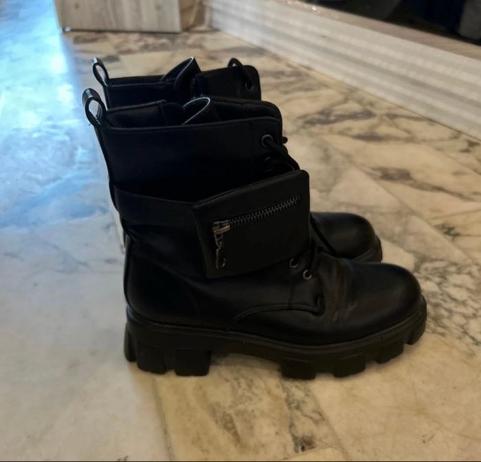Bottines noires – Weide – Pointure 38 - Très bon état - photo numéro 2