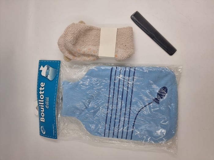 Lot bien-être bouillote (2L) + chaussette antidérapante taille unique