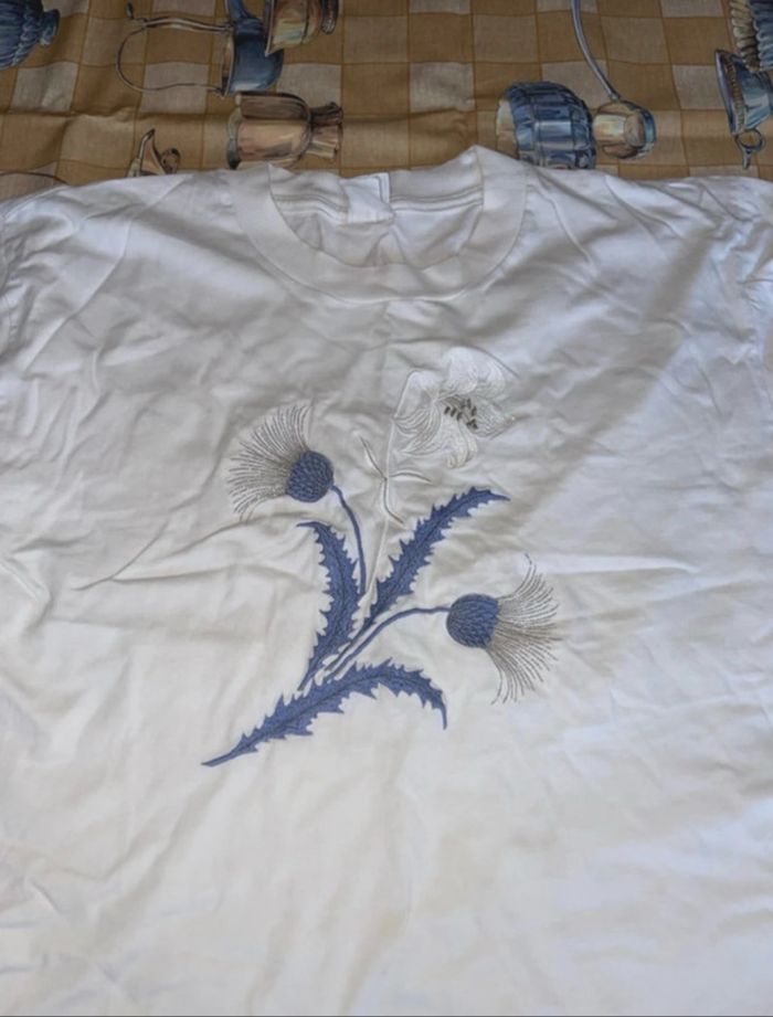 Tee shirt brodée - photo numéro 2