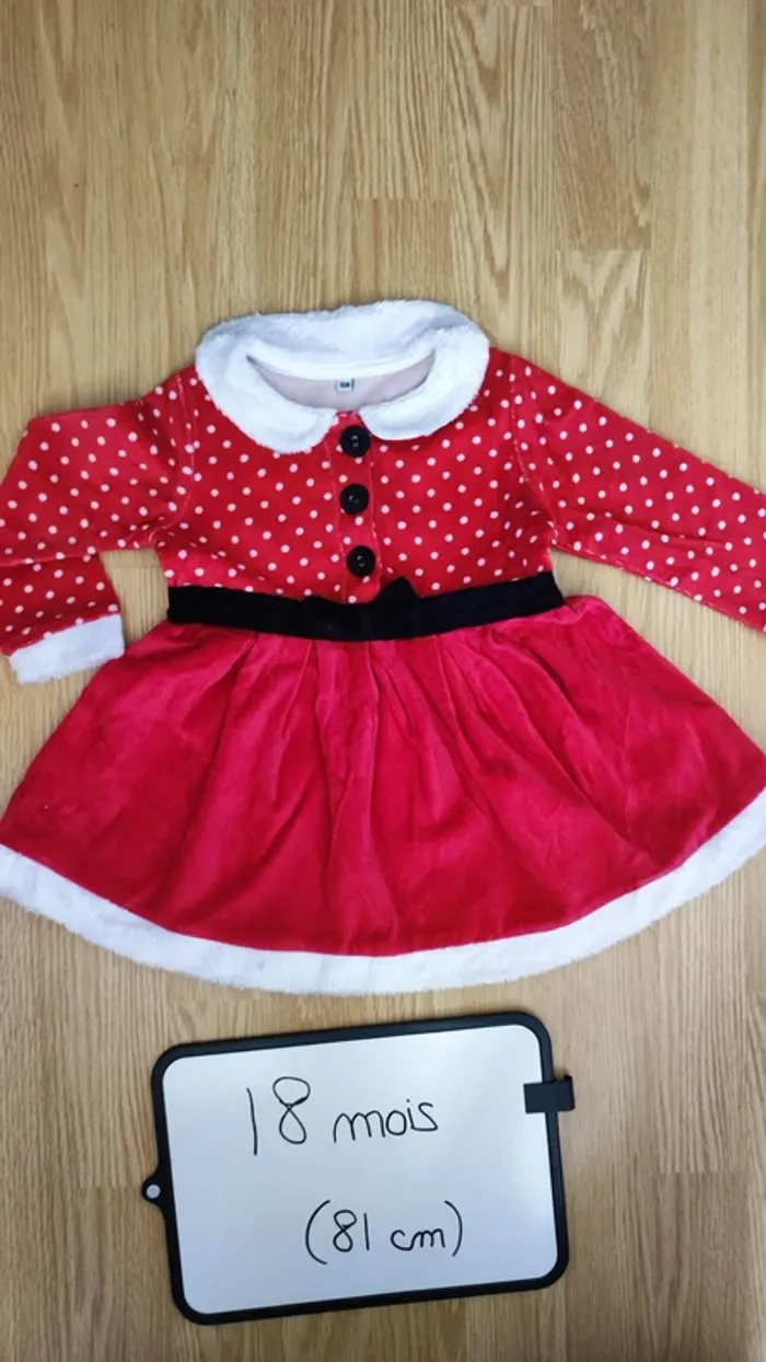 Robe de Noël  taille 18 mois - photo numéro 2
