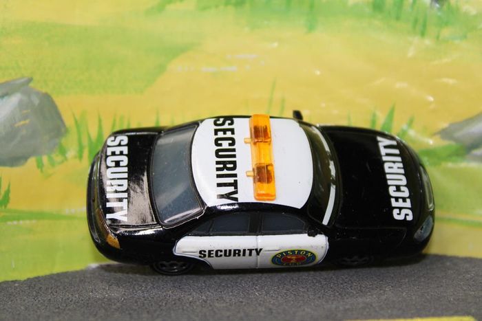 Disney Pixar cars Marlon "Clutches" McKAy - photo numéro 9