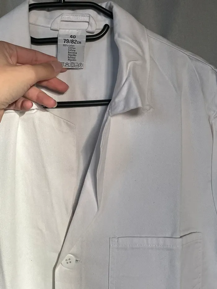 Blouse blanche chimie - photo numéro 2