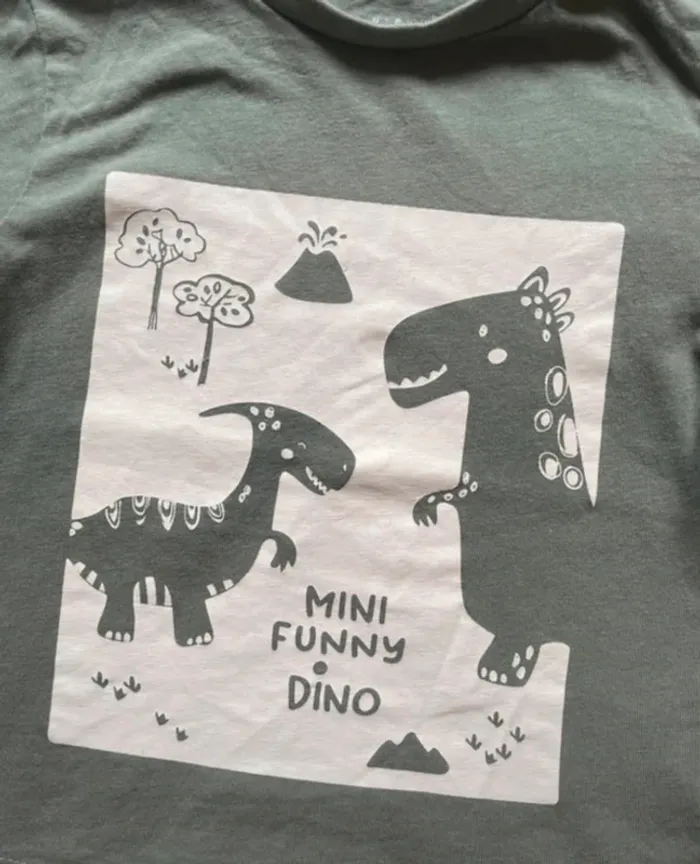 Lot tee shirts manches longues, 12 mois - photo numéro 8