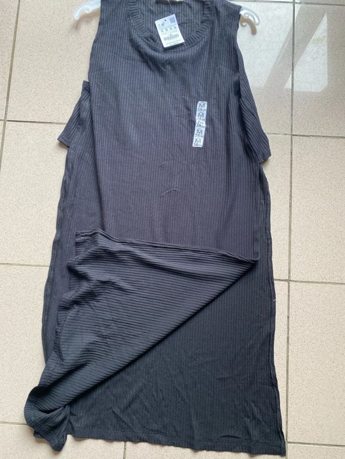 Robe tunique, pull & Bear , taille M fondue sur le côté neuve - photo numéro 4