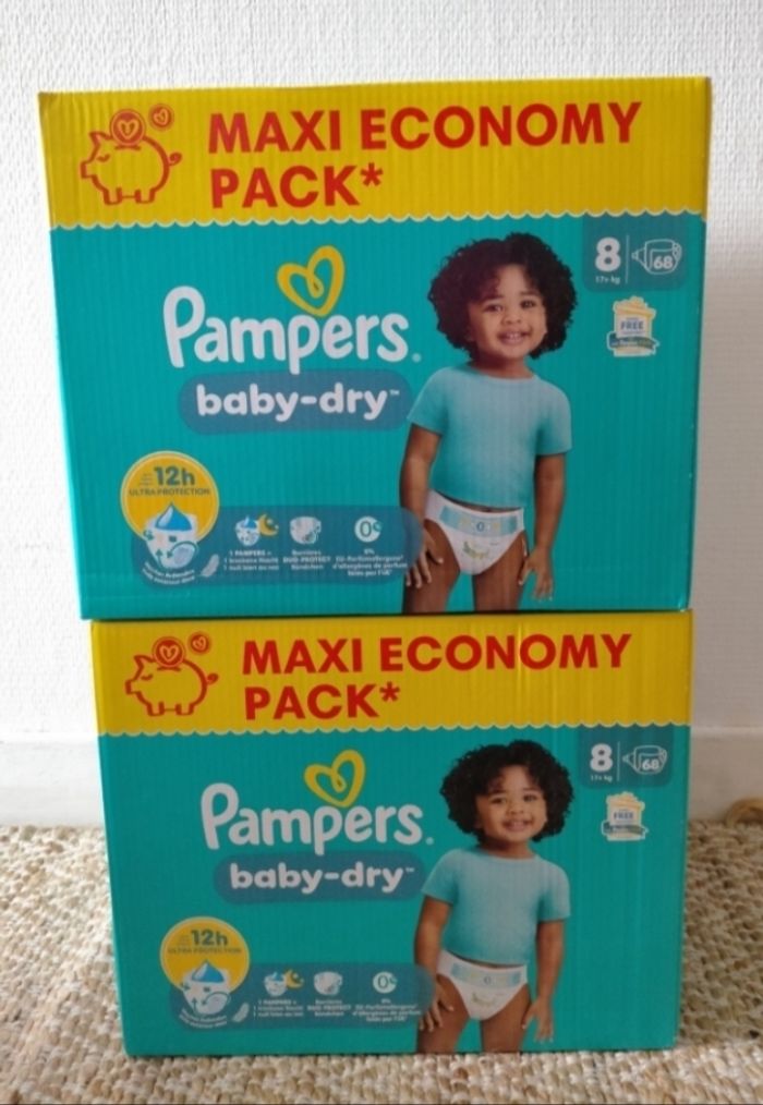 Lot couches Pampers baby dry taille 8