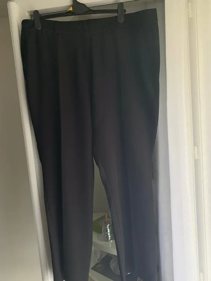 Tailleur pantalon et jupe - photo numéro 5
