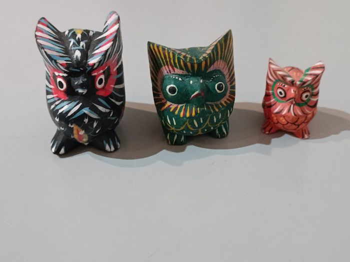 3 chouettes bois polychrome - photo numéro 2