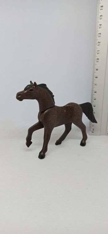 Cheval marron crinière noire playmobil