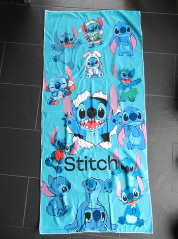 Serviette de plage Stitch neuve (drap de bain)