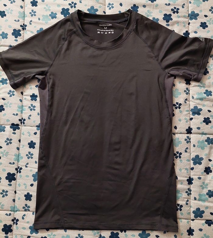 T-shirt sport M  gris