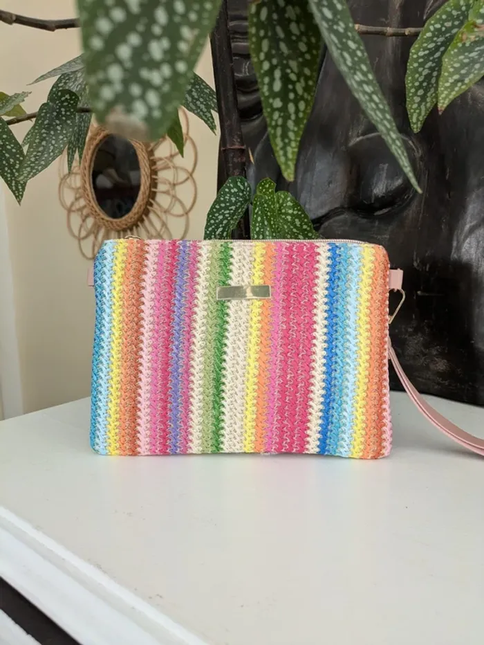 Sac en raphia rayé – neuf – l’accessoire qui respire la joie de vivre - photo numéro 9