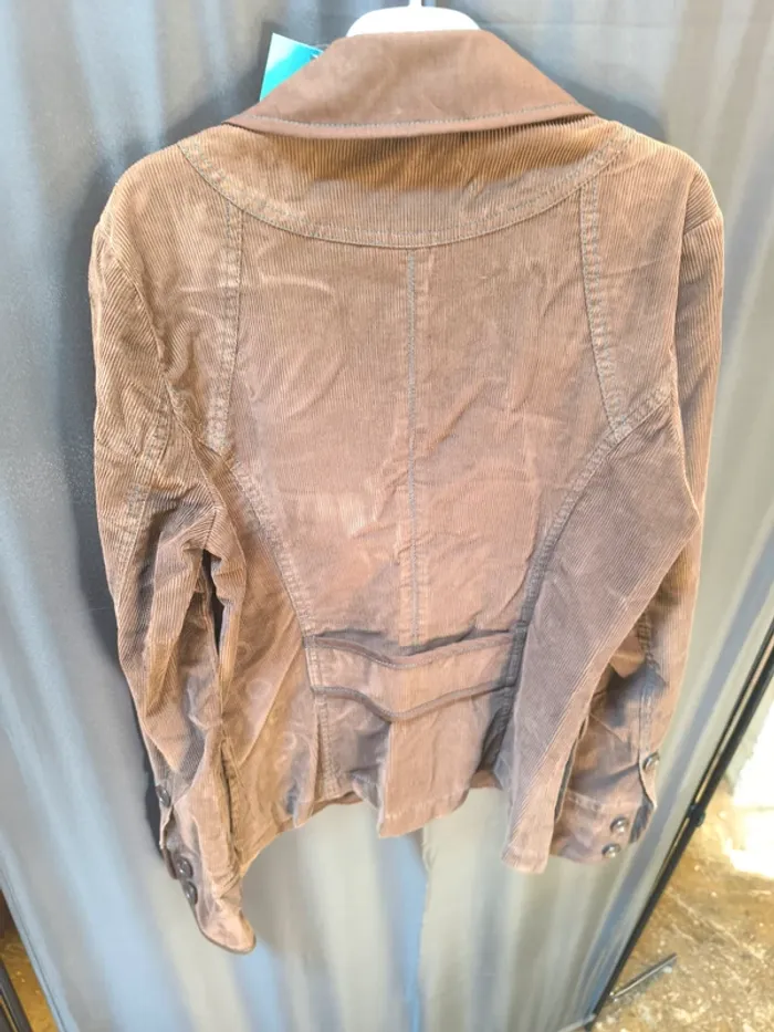 225556 veste marron Phildar 38 - photo numéro 2