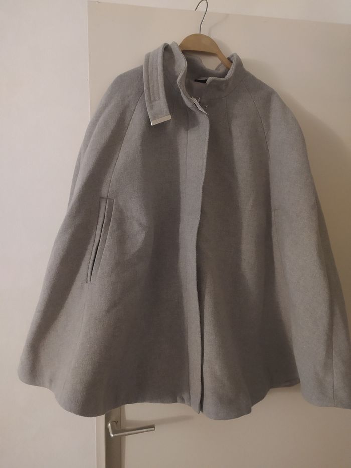 Manteau  Cape  grise
