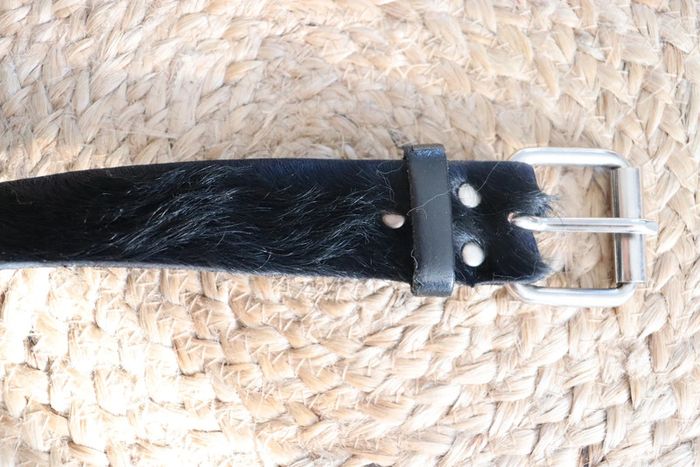 Ceinture noire en cuir de vachette à clous - photo numéro 3