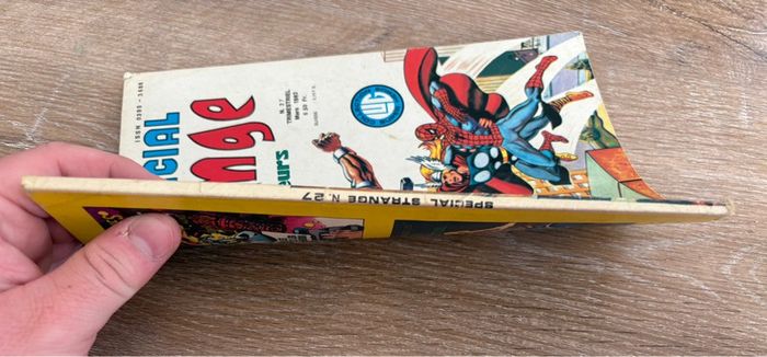 Special strange numéro 27 - photo numéro 3