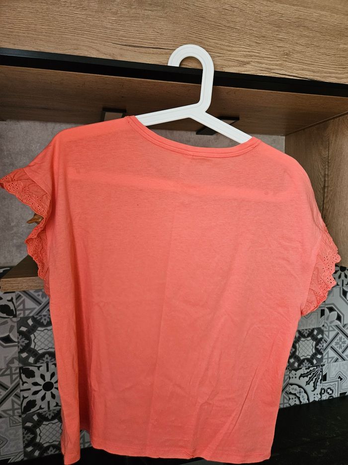 Tee-shirt manches dentelle - photo numéro 4