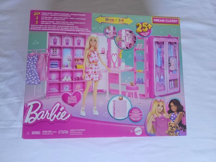 Dressing de Rêve barbie neuve
