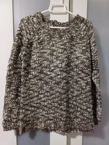 Suéter nuevo, talla L