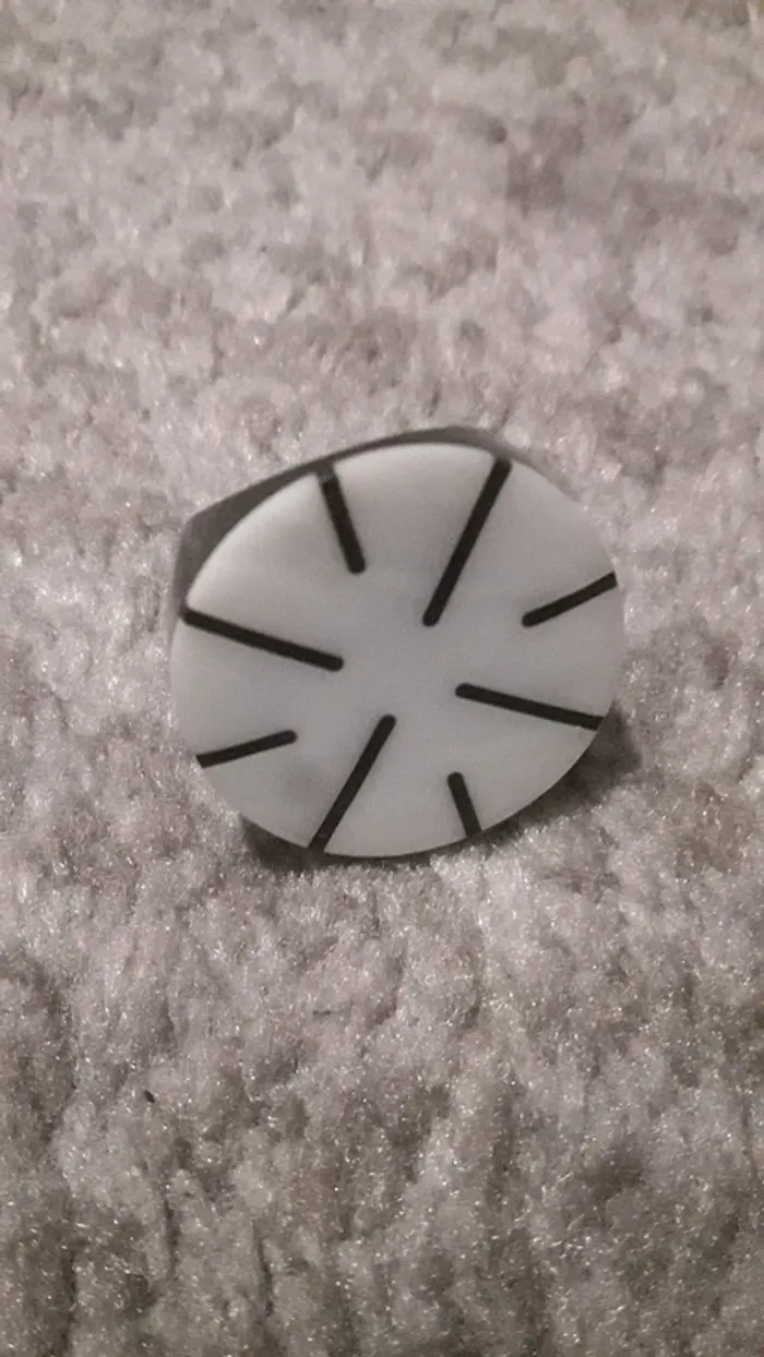 Très belle bague ethnique en blanc nacre en très bon état - photo numéro 2