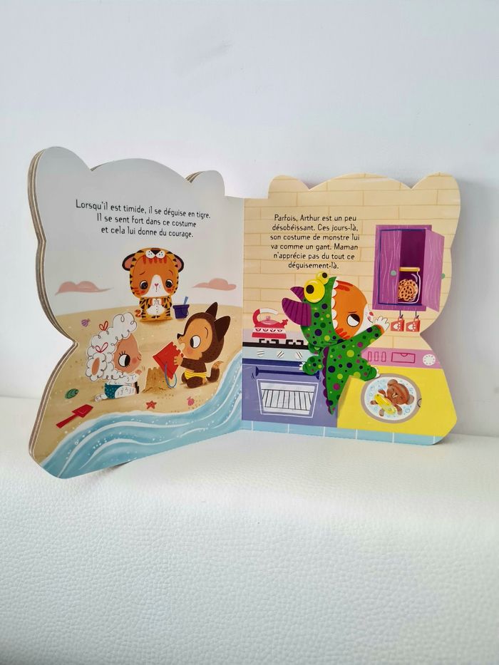 Livre enfant Arthur se déguise – Dès 2 ans – Bon état - photo numéro 3
