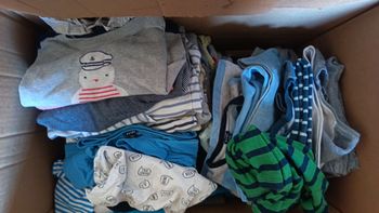 Lot de vêtements 24 Mois