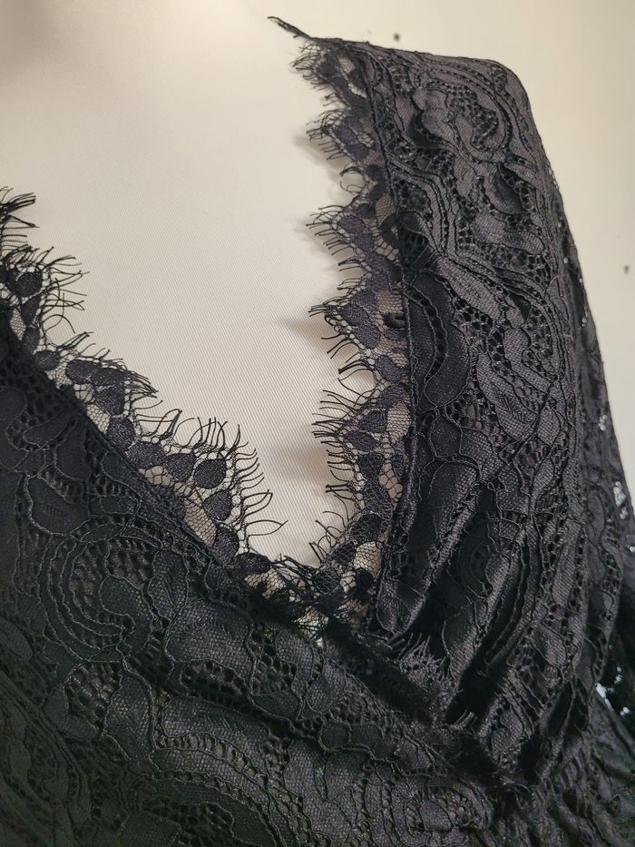 Robe dentelle noire le temps des cerises 34 - photo numéro 5