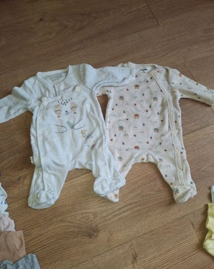 Lot de vêtements garçon 1 mois - photo numéro 4