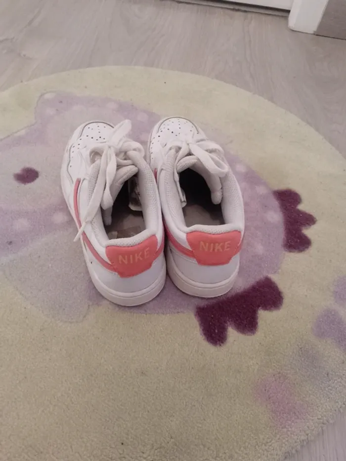 Baskets Nike 37.5 - photo numéro 3
