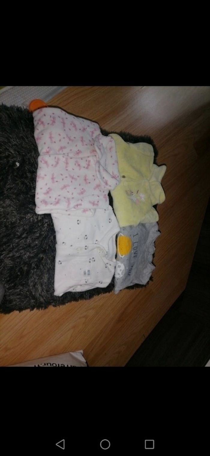 Lot de vêtements bébé - photo numéro 2