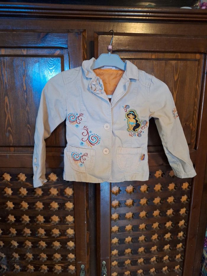 Veste disney jasmine 6 ans