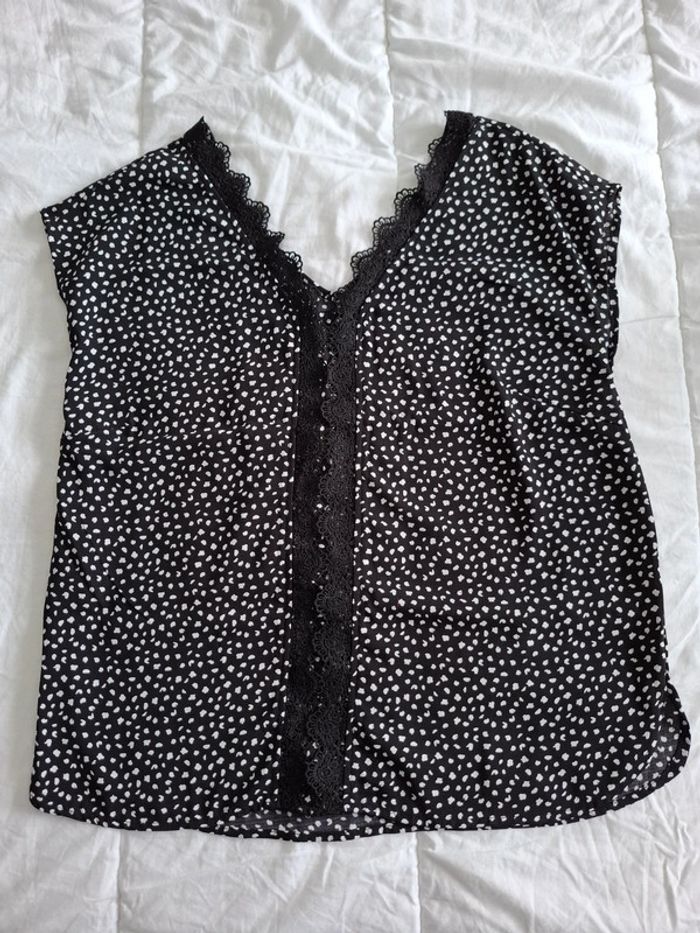 Haut LH taille 40 noir et blanc neuf