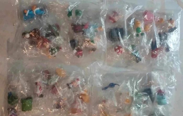 Lot de 48 Figurines Mario. Neuf - photo numéro 2