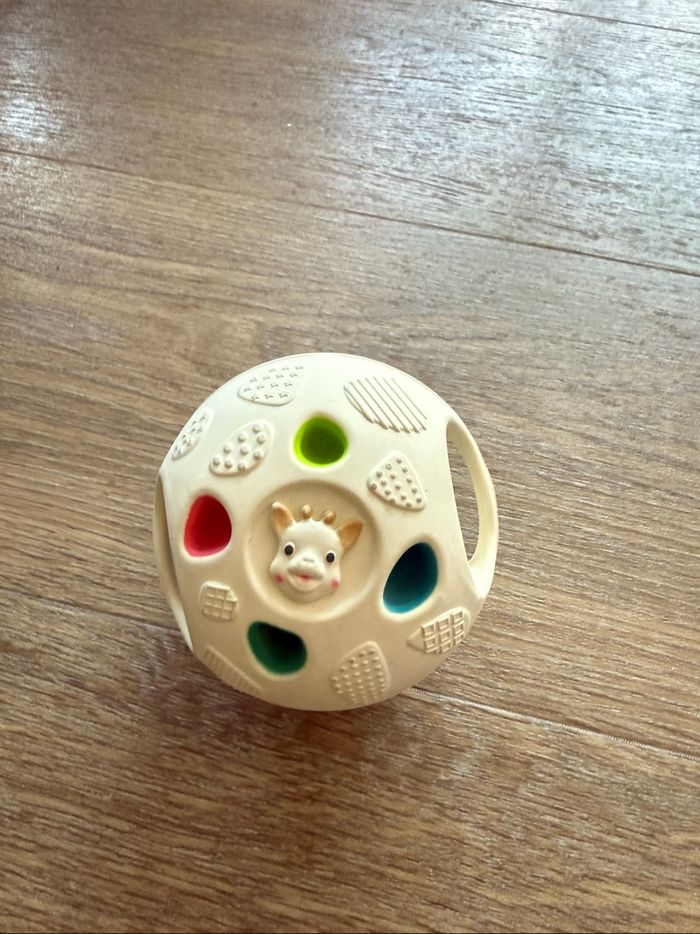 Balle Sensorielle Sophie la Girafe so pure