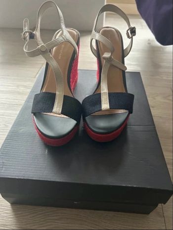 Sandales compensées Tommy Hilfiger – Taille 39-