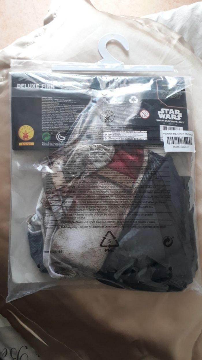 Déguisement Finn - Star Wars - photo numéro 2