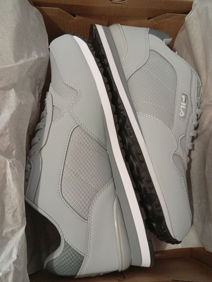 Baskets Fila neuves - photo numéro 6