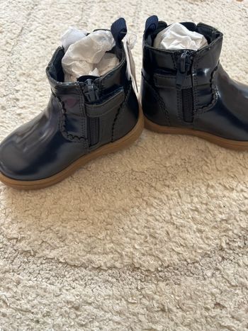 Bottines neuves vertbaudet