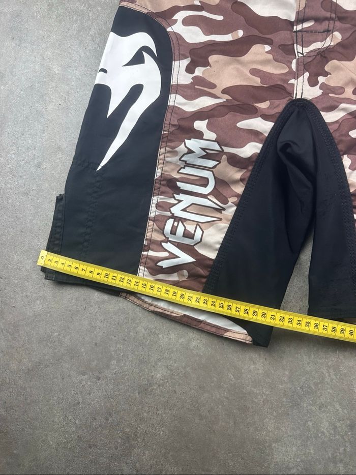 Short de sport de combat Venum / Taille M 38 / Très bon état - photo numéro 8