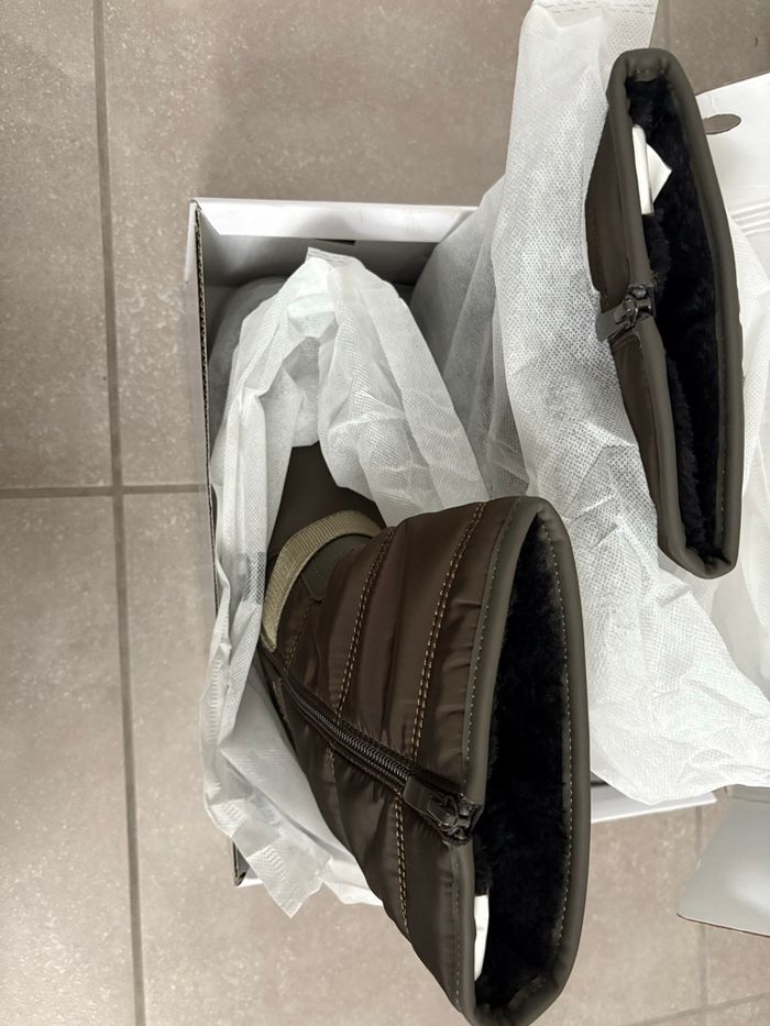 Bottes neuves chaudes femme pointure 41 - photo numéro 8