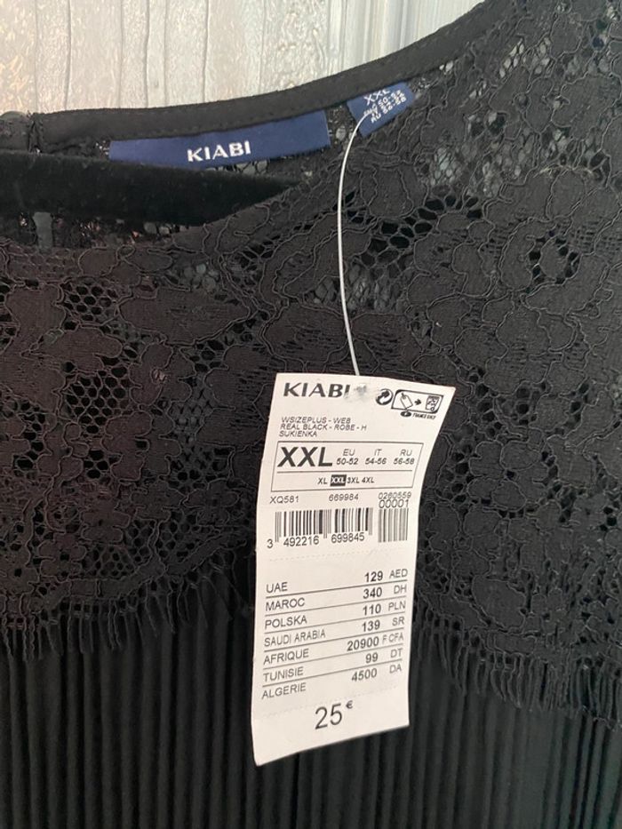 Robe bleu marine - photo numéro 4