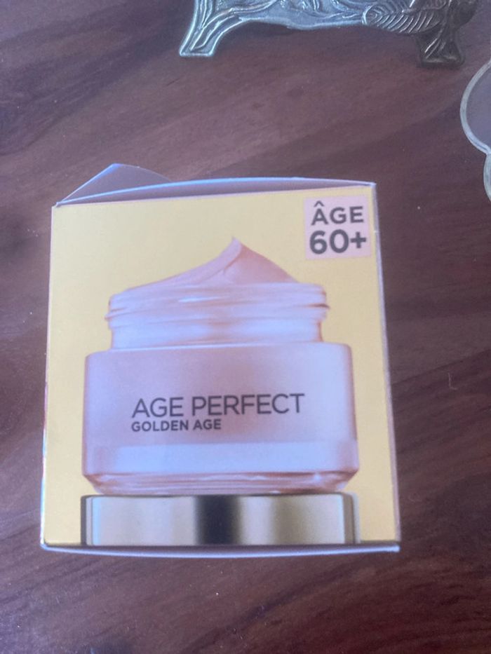 Soin creme de jour âge Perfect l OREAL - photo numéro 4