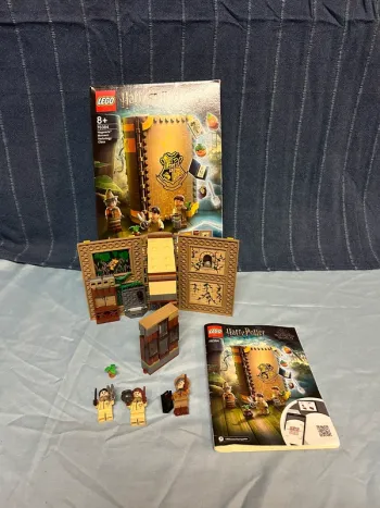 Lego Harry Potter Herbology Class 76384