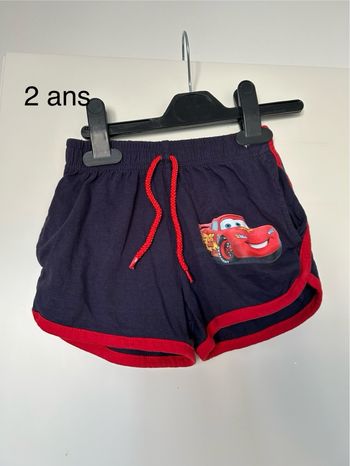 Short 2 ans